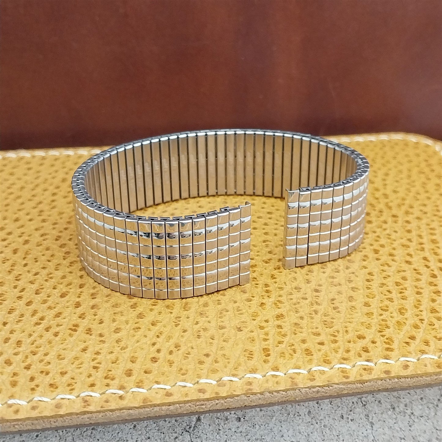 Speidel Thinline 18mm Stainless Steel Thinline nos Long Vintage Watch Band