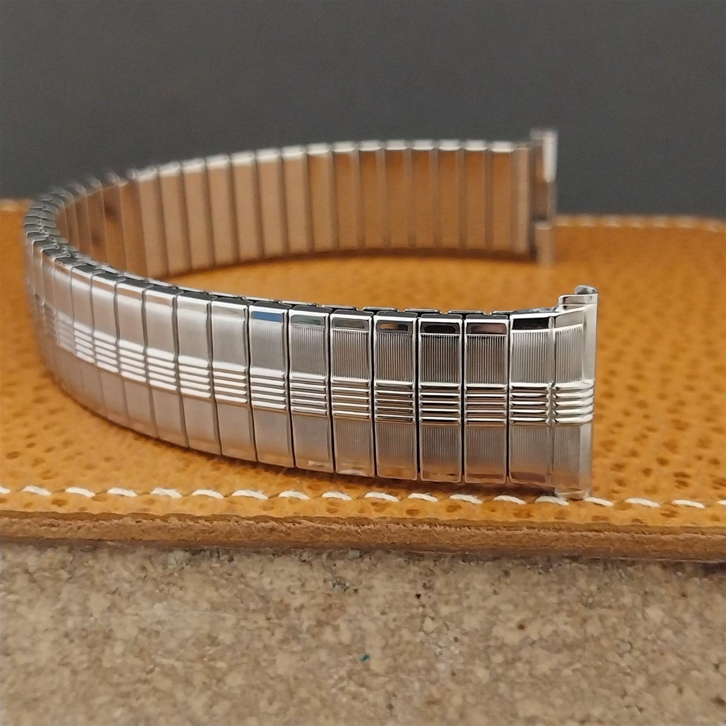 1970 Speidel Thunderbird Vintage Stainless 19mm 18mm 17mm Unused Watch Band