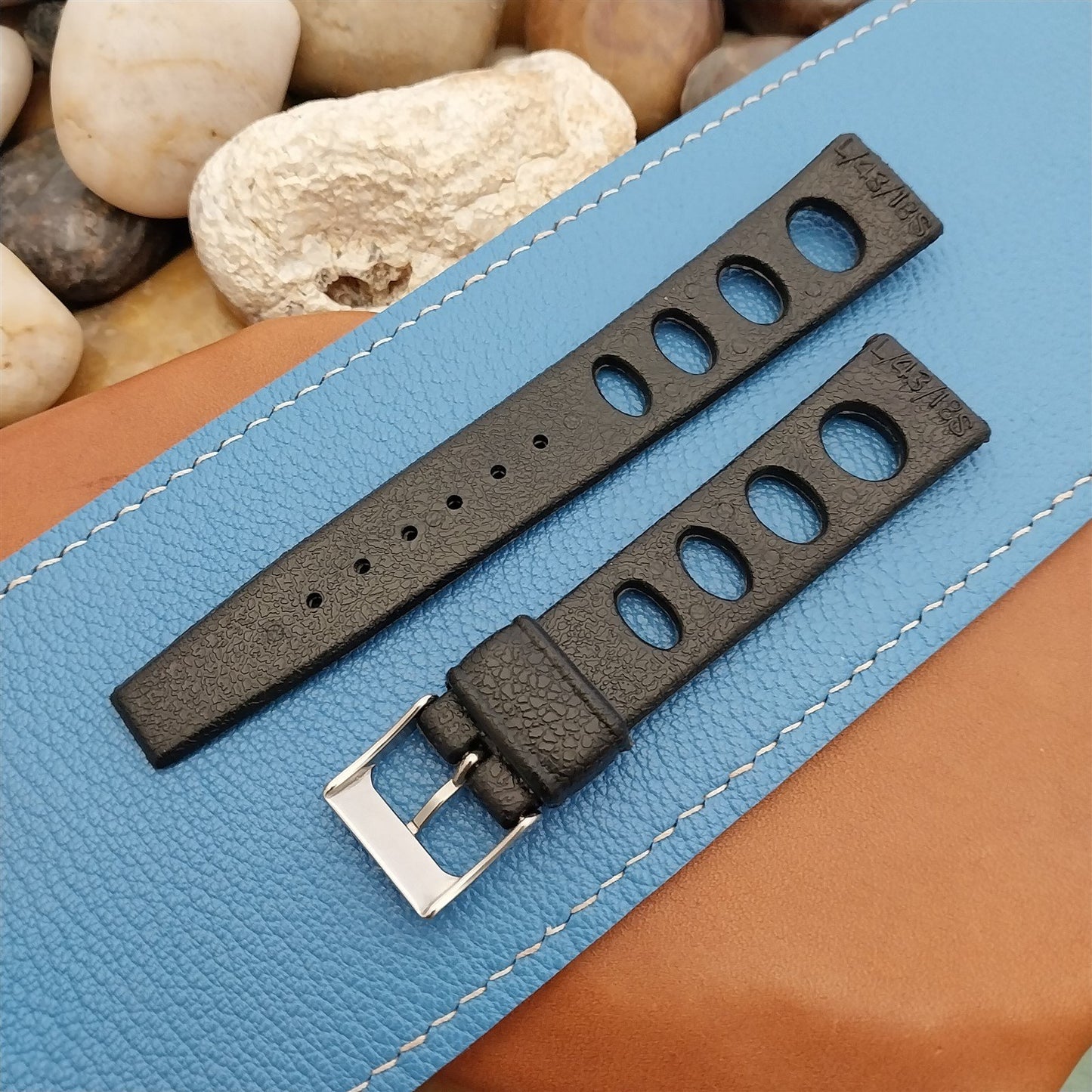 18mm Skindiver Rally Oval Big Hole Dive Strap Unused 1960s Vintage Watch Strap