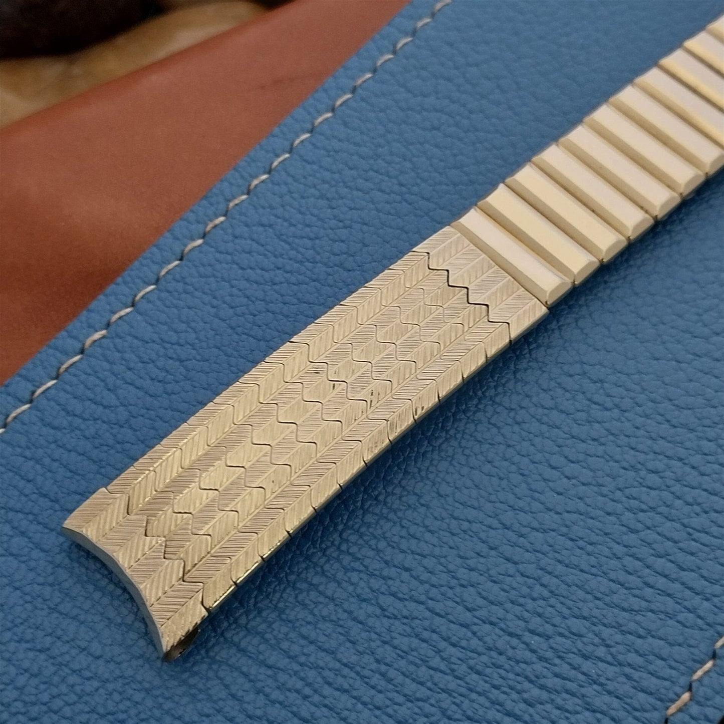 11/16" 1960s 10k Gold Filled Classic Kreisler USA Unused Vintage Watch Band nos