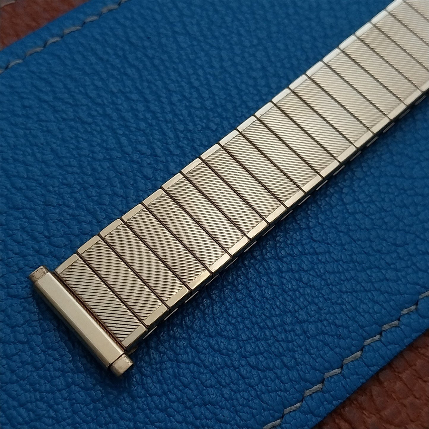 16mm 17mm 18mm 19mm Gold-Tone Speidel Twistoflex Vintage Watch Band