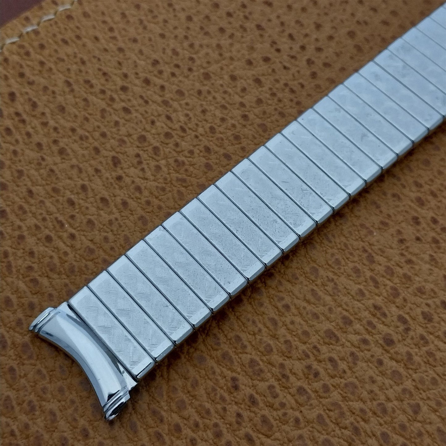 18mm 19mm Kreisler White Gold-Filled DuraFlex Unused 1960s Vintage Watch Band