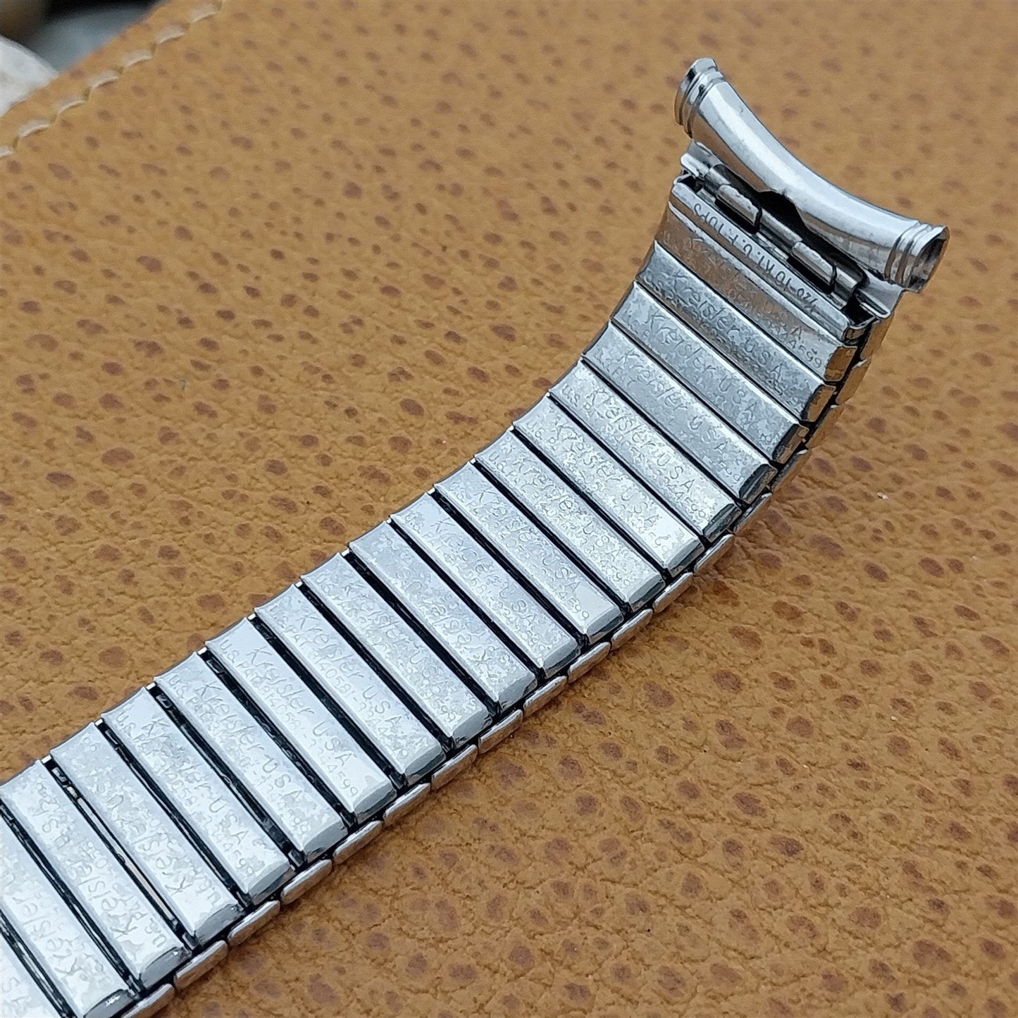 18mm 19mm Kreisler White Gold-Filled DuraFlex Unused 1960s Vintage Watch Band