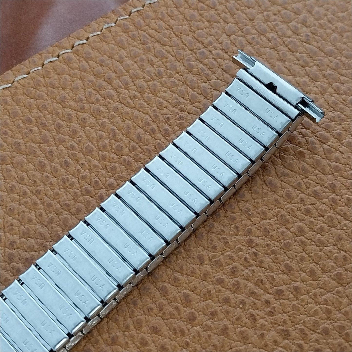 1970s Speidel USA Long Wide Stainless Steel Twistoflex Unused Vintage Watch Band