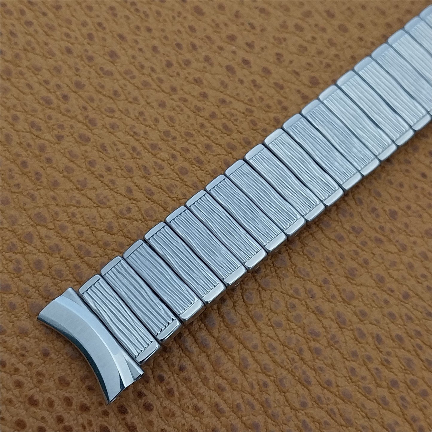 17.2mm 16mm Stainless Steel Stretch Kreisler nos Unused 1960s Vintage Watch Band