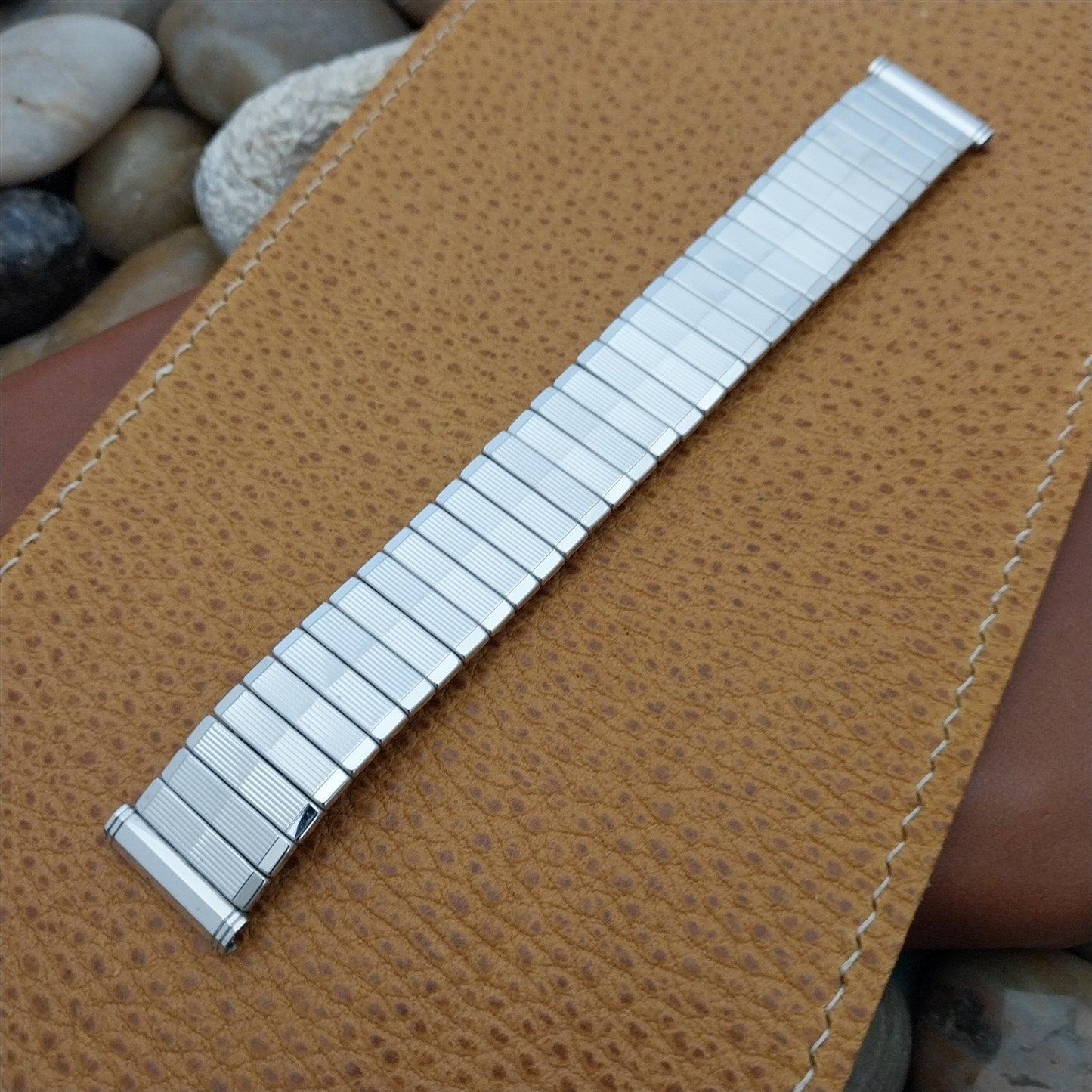 19mm 18mm White Gold-Filled Kreisler Stretch Classic Unused Vintage Watch Band