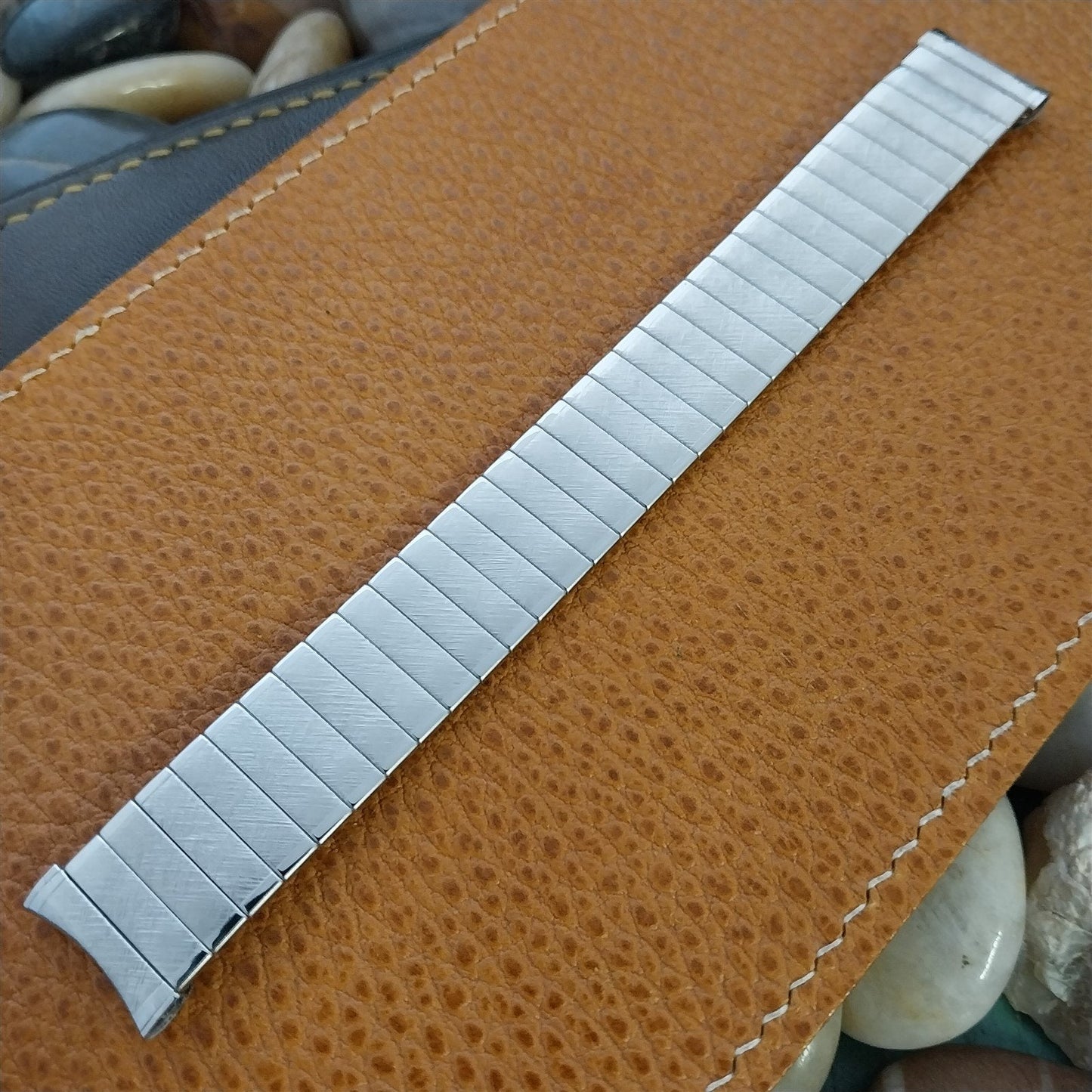 1960s 17mm Stainless Steel Slim Expansion UniFlex USA Unused Vintage Watch Band