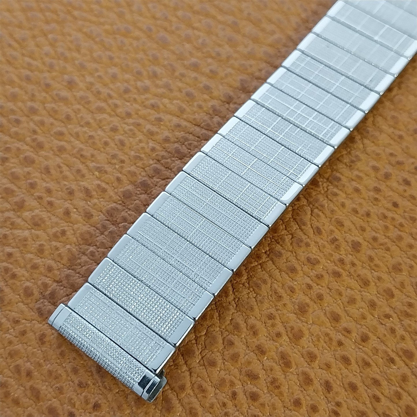 1960s 17.2mm UniFlex Stainless Steel Slim Expansion Unused Vintage Watch Band