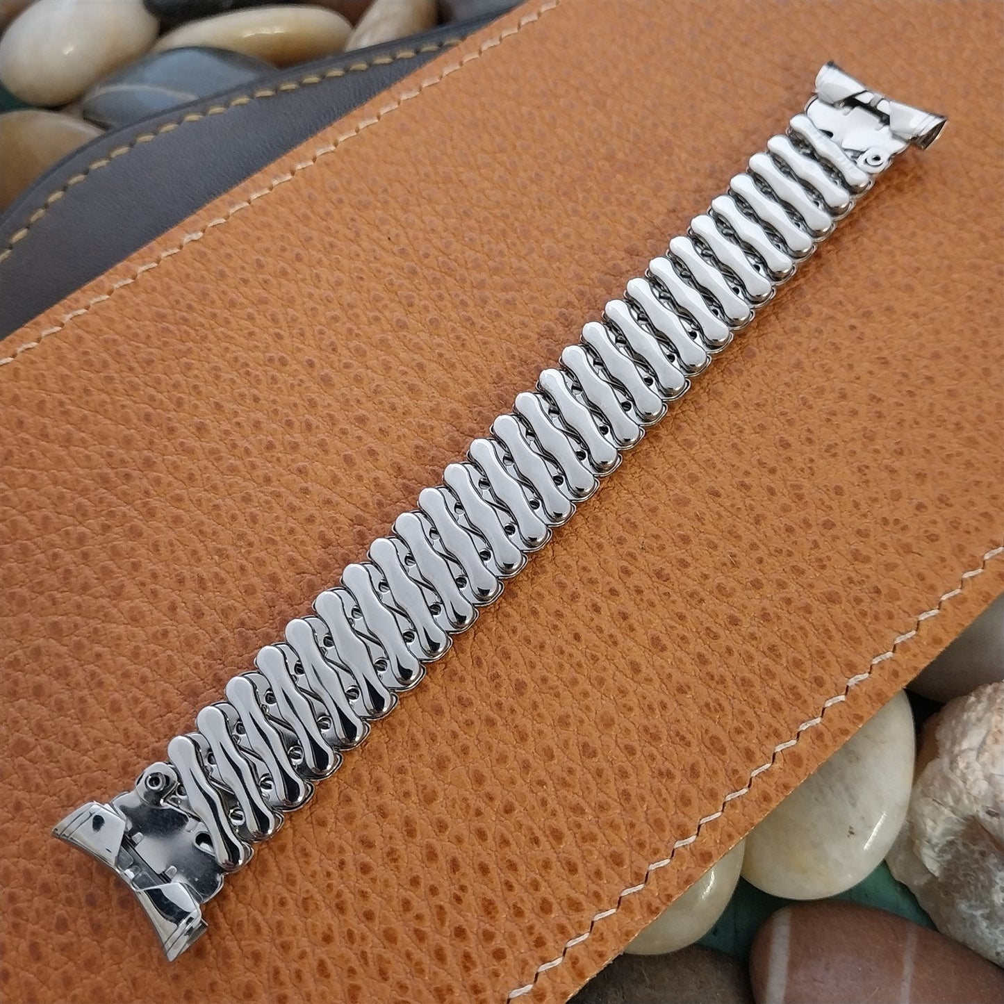 19mm 18mm Classic 1950s Stainless Steel Stretch Bellavance Vintage Watch Band