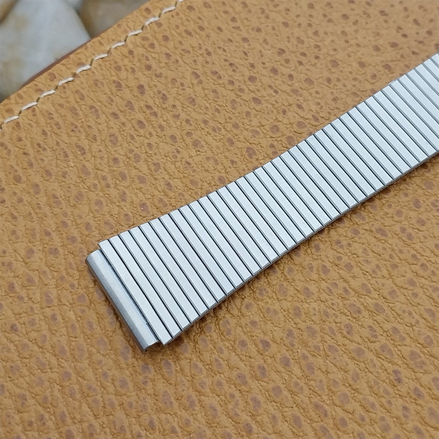 18mm Pryngeps Stainless Steel Unused nos Vintage Watch band