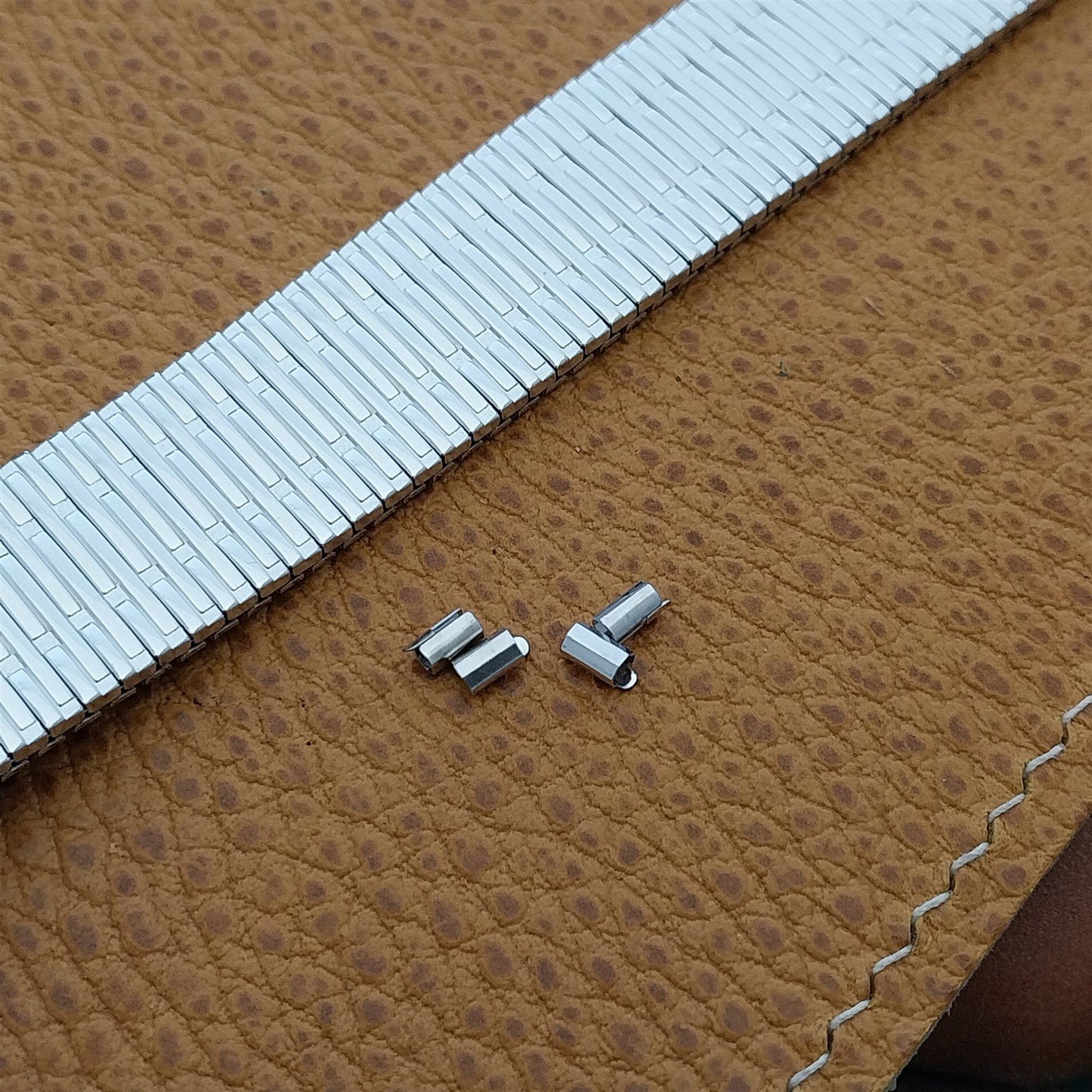 17.2mm 10K White Gold-Filled Speidel Long Thinline nos Unused Vintage Watch Band