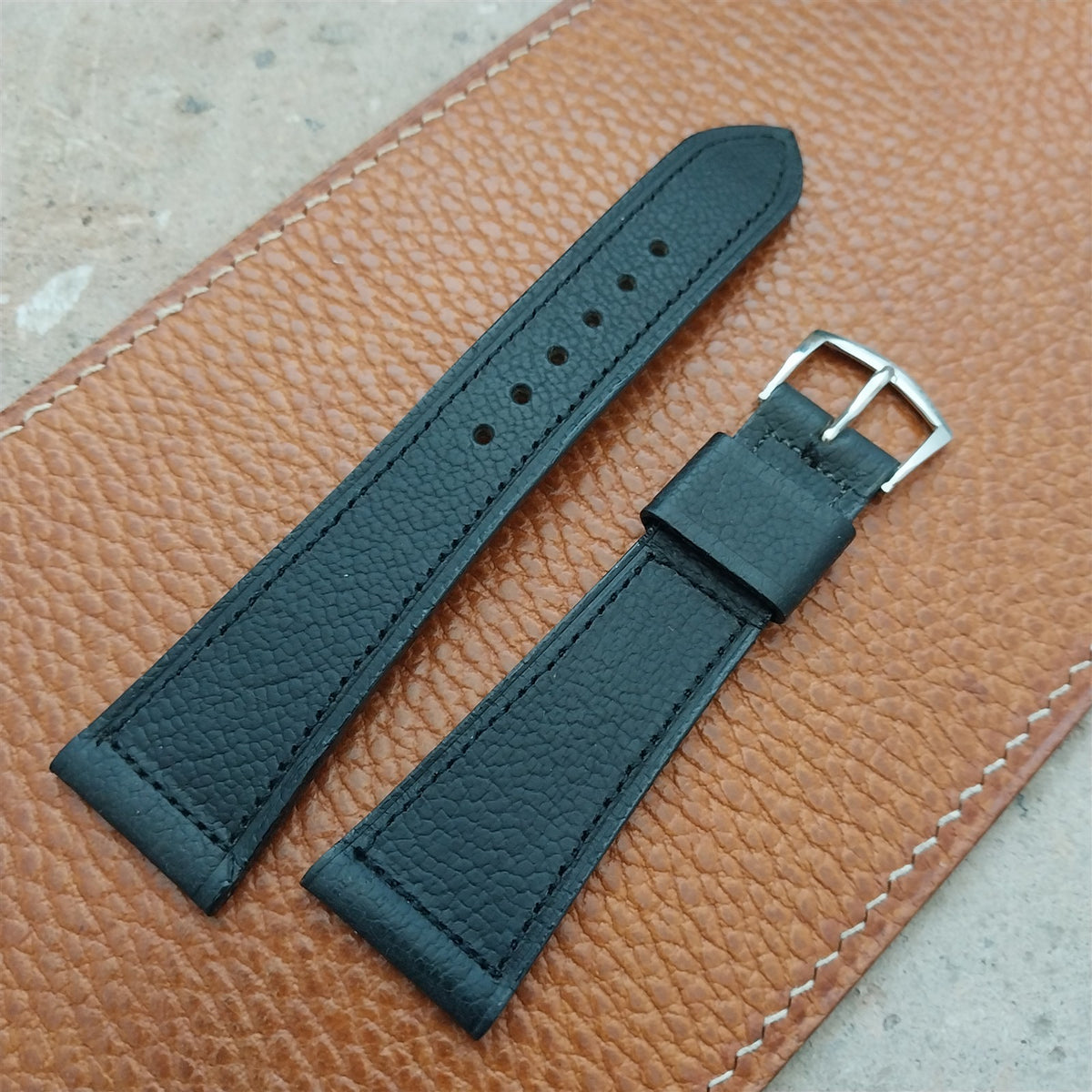 22mm Speidel USA Saddle Tapered Single-Keeper Unused 1970s Vintage Watch Band