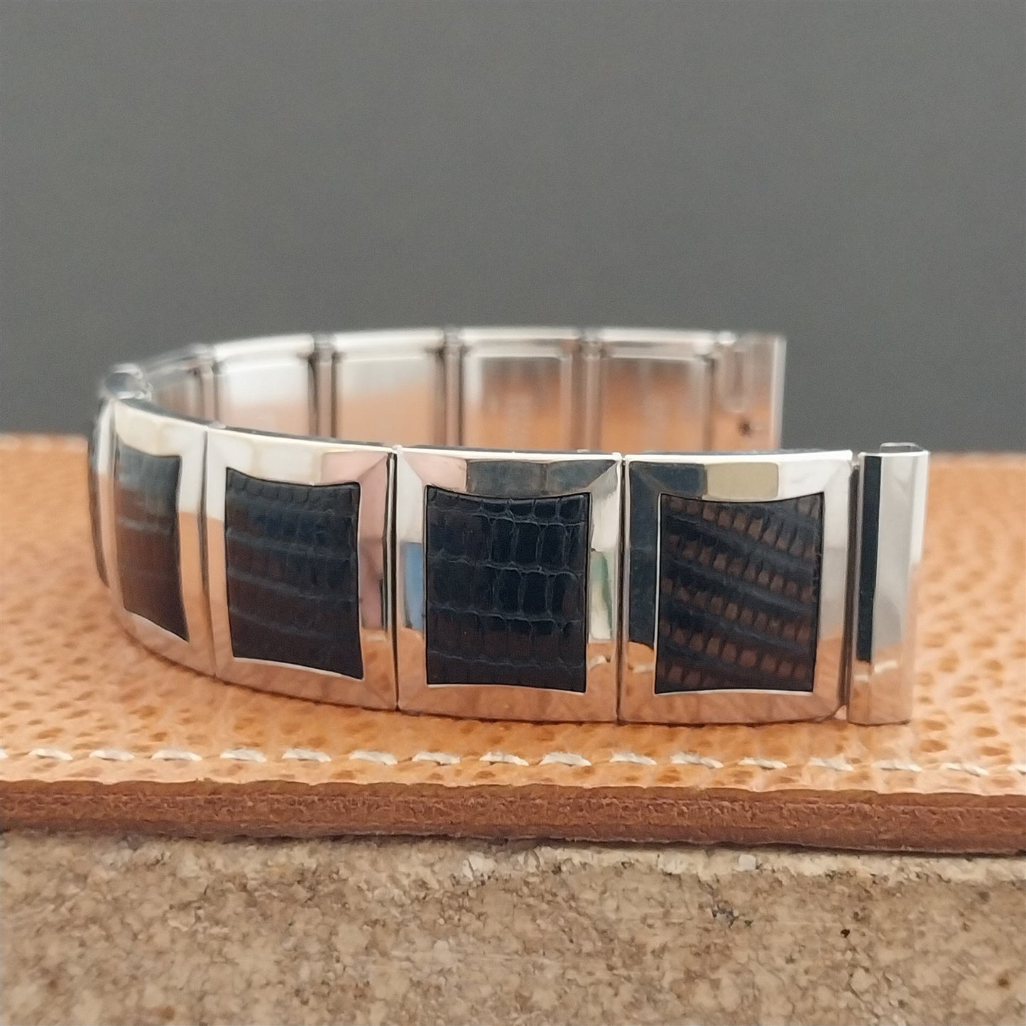 17.2mm Flex-Let White Gold-Filled Classic 1957 mcm Unused nos Vintage Watch Band