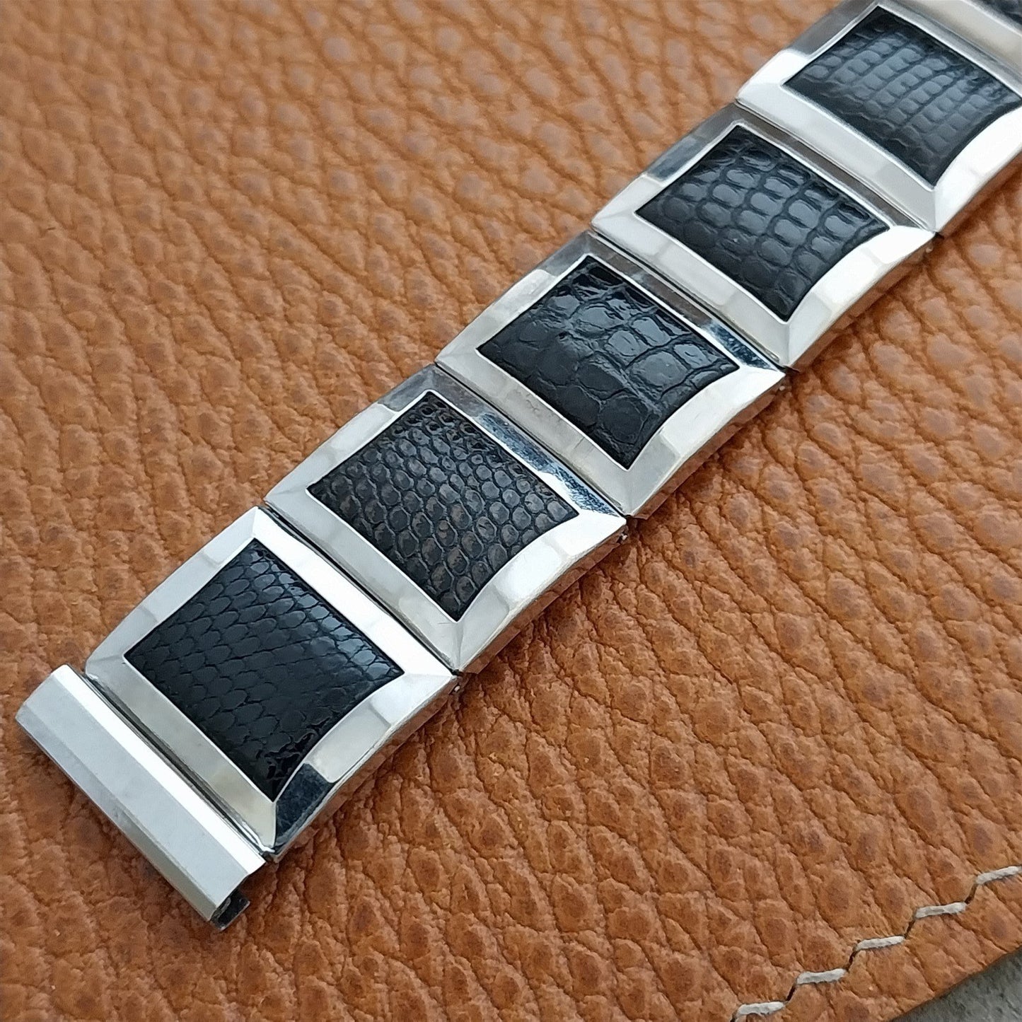 17.2mm Flex-Let White Gold-Filled Classic 1957 mcm Unused nos Vintage Watch Band