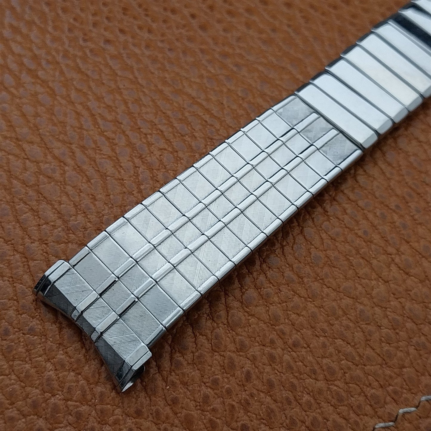 19mm 17mm Stainless Steel Baldwin Unused Classic nos 1970s Vintage Watch Band