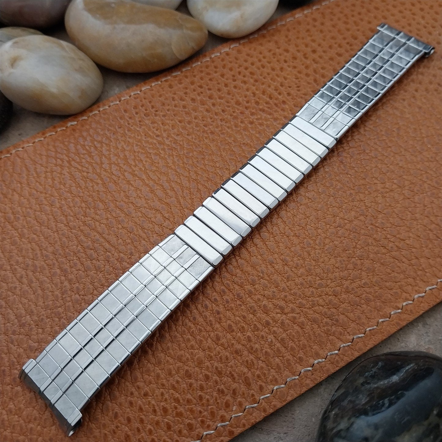 19mm 17mm Stainless Steel Baldwin Unused Classic nos 1970s Vintage Watch Band