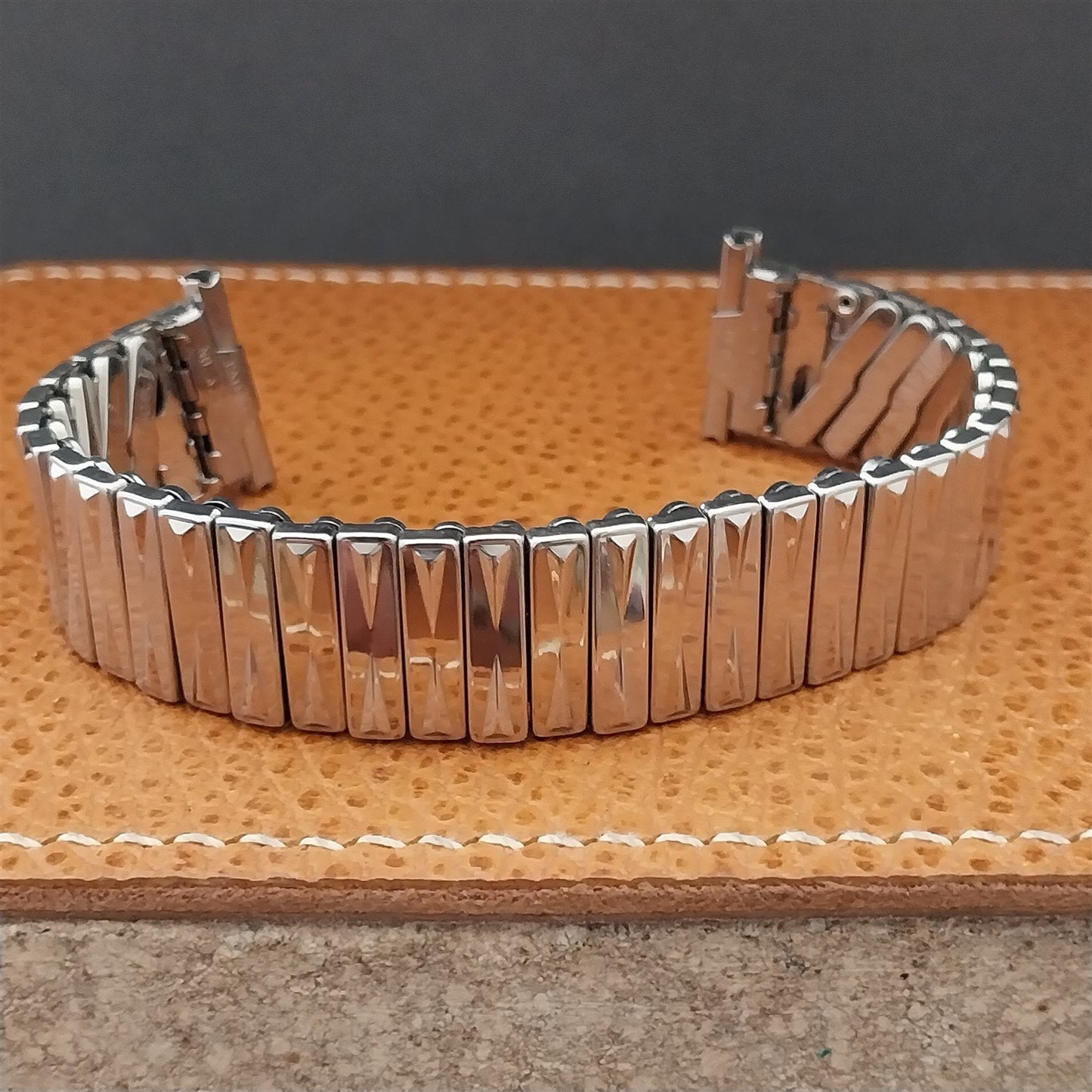 1960s Stainless Steel Vintage Watch Band Bowles USA nos 18mm-19mm