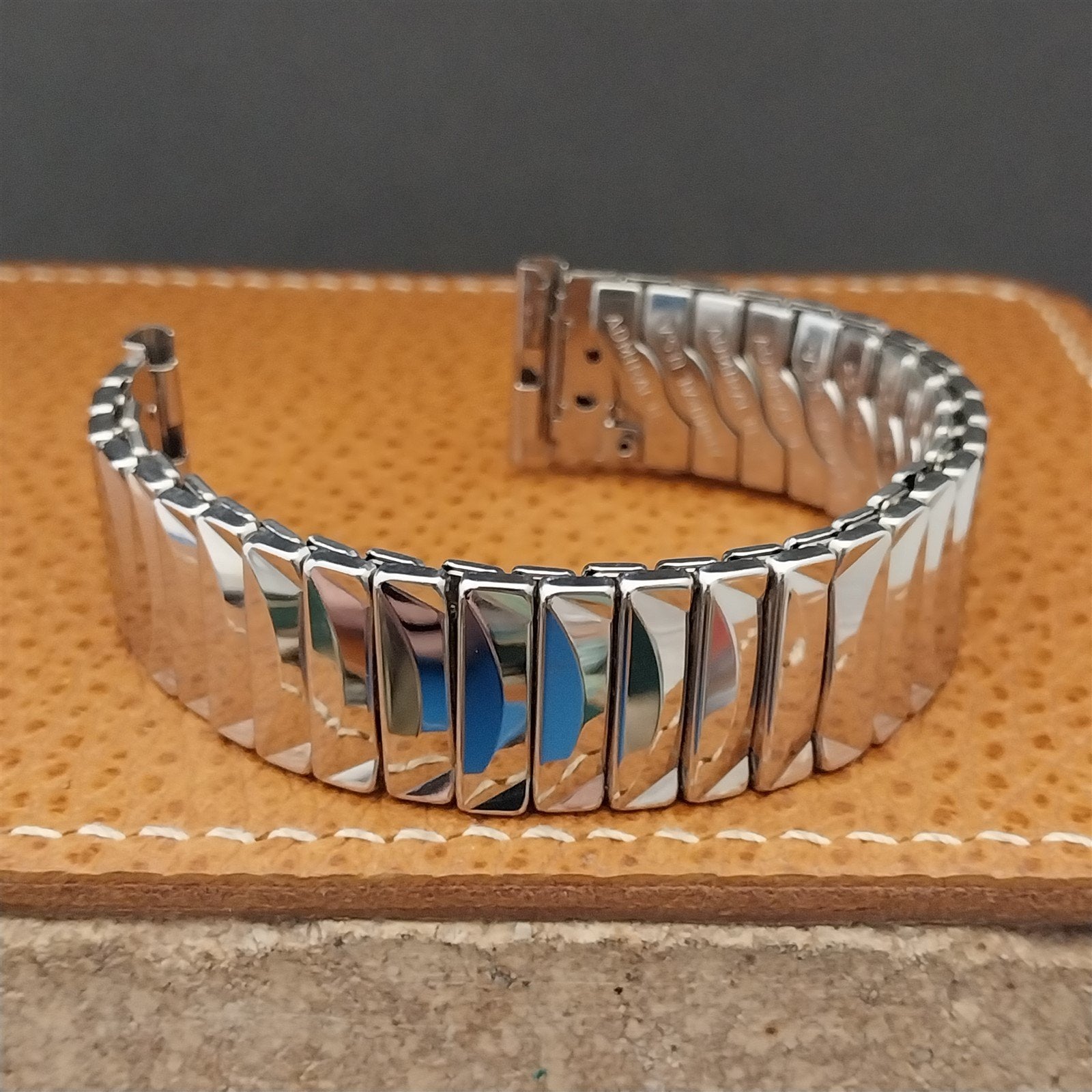 17.2mm Stainless Steel Expansion nos Admiral USA Unused 1960s Vintage Watch Band