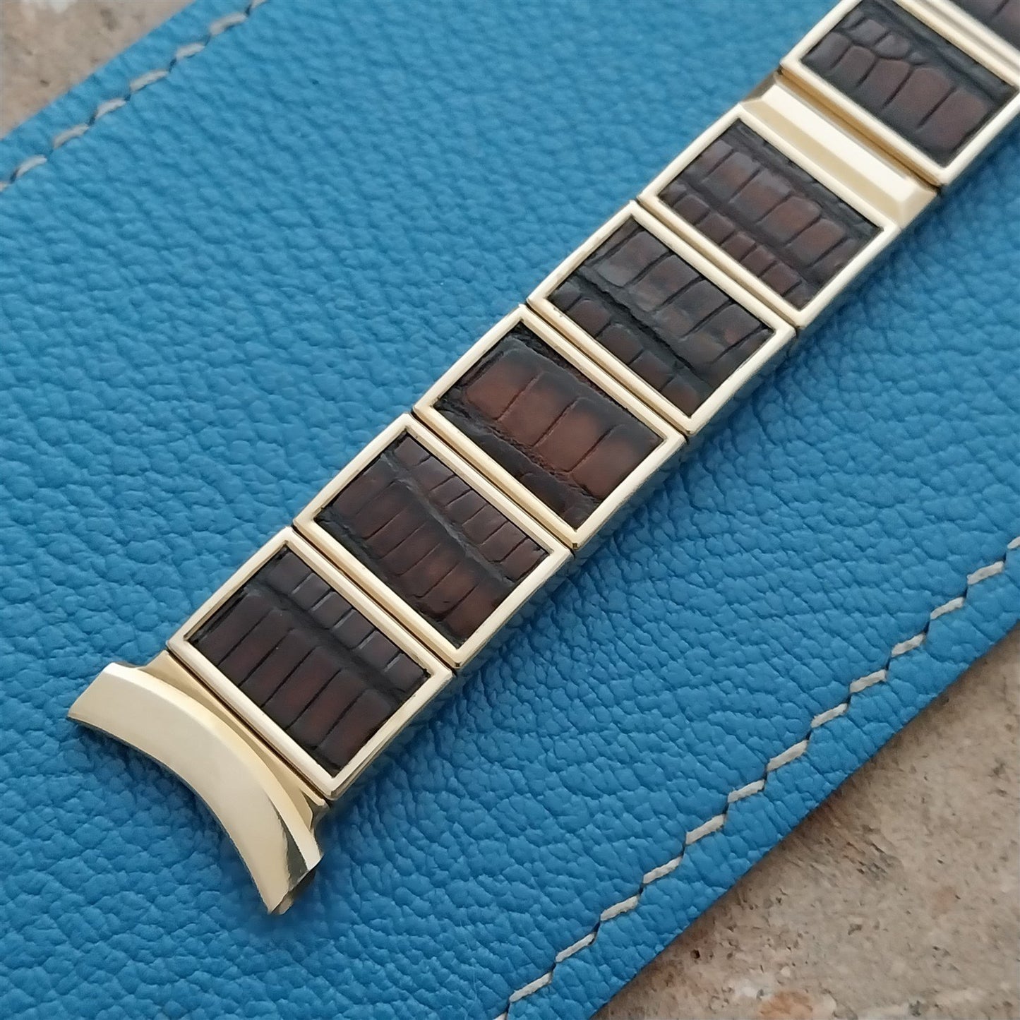 19mm 18mm Gold Filled & Alligator Gemex Caballero nos 1950s Vintage Watch Band