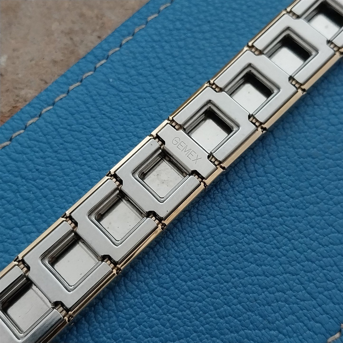 19mm 18mm Gold Filled & Alligator Gemex Caballero nos 1950s Vintage Watch Band