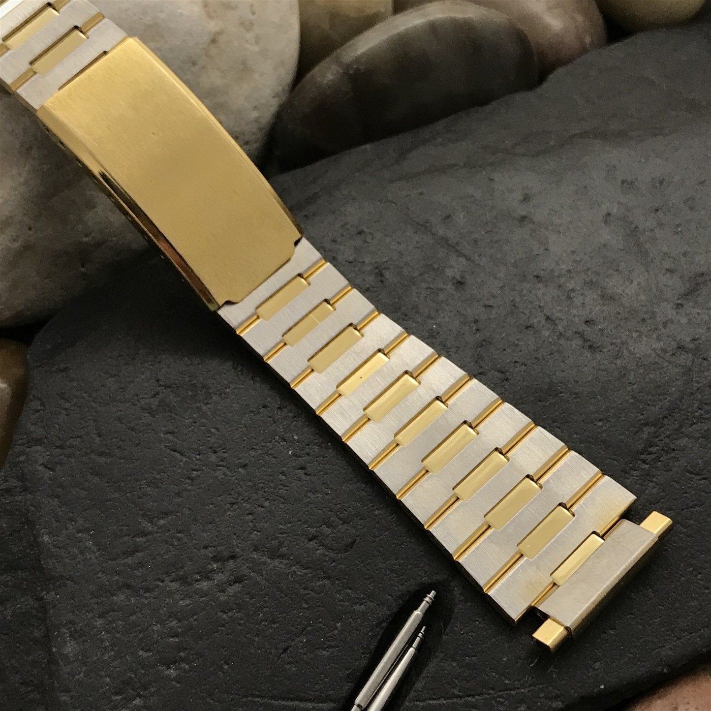 19mm 20mm 21mm Stainless &Gold-Plated LED LCD nos 1970s-1980s Vintage Watch Band