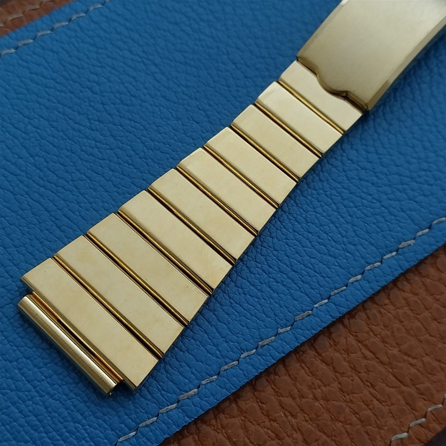 20mm Flared Gold-Tone LED LCD Unused old-stock nos 1970s Vintage Watch Band