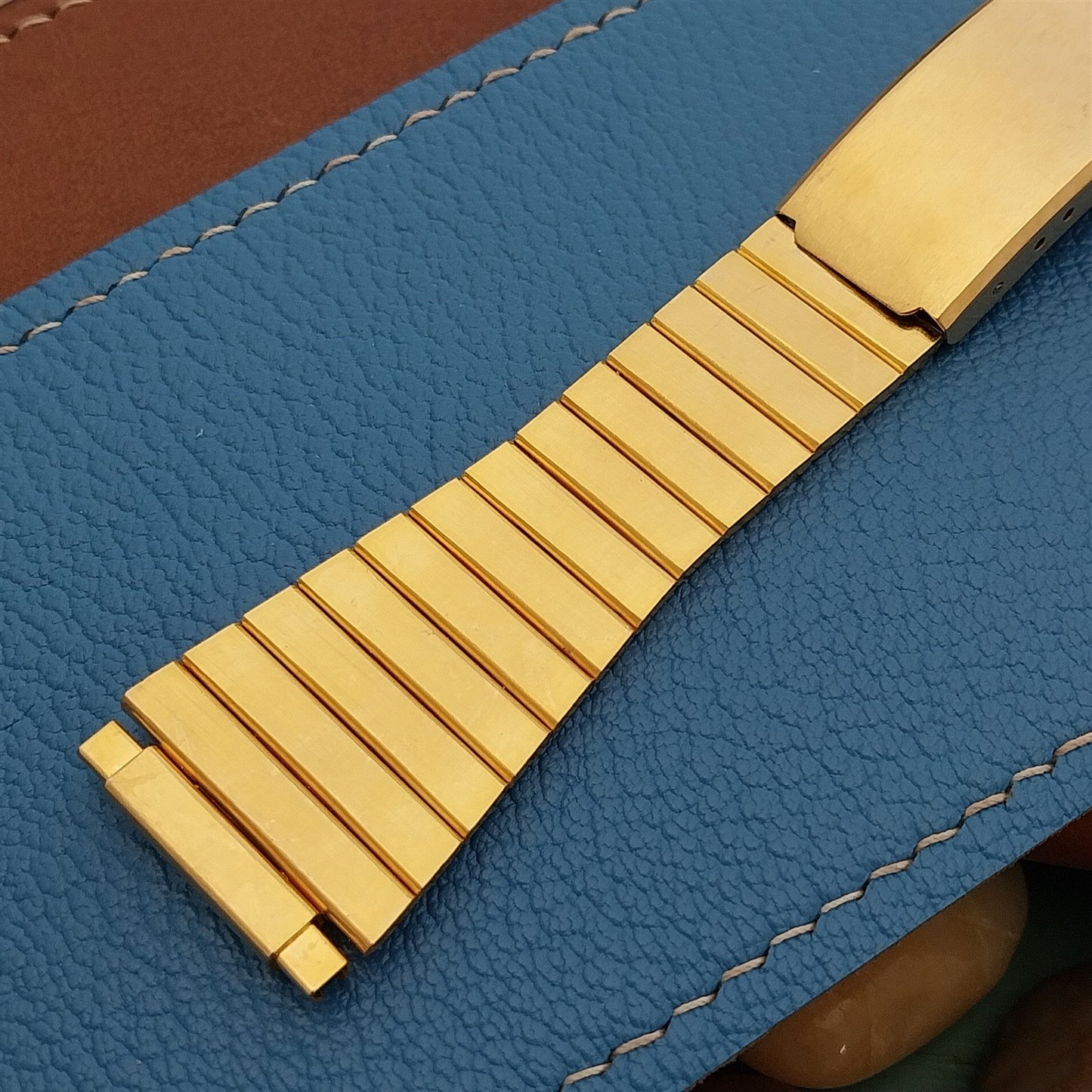 19mm 20mm 21mm Gold-Plated LED LCD nos 1970s-1980s Vintage Watch Band