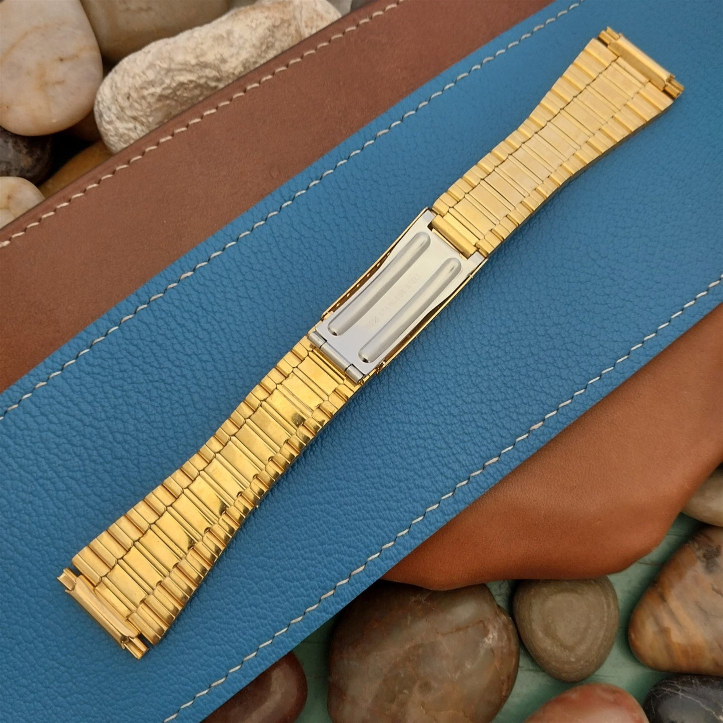19mm 20mm 21mm Gold-Plated LED LCD nos 1970s-1980s Vintage Watch Band