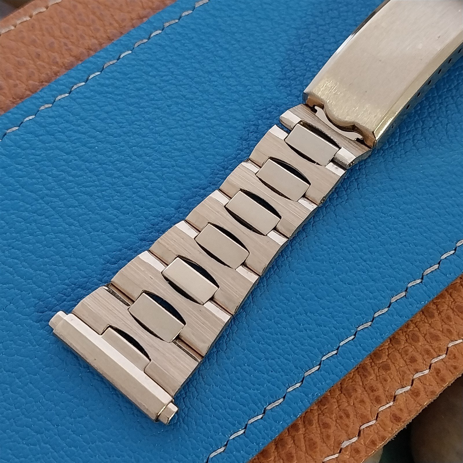 Gold-Tone JB Champion LED LCD 1970s-1980s Vintage Watch Band nos 25mm 22mm