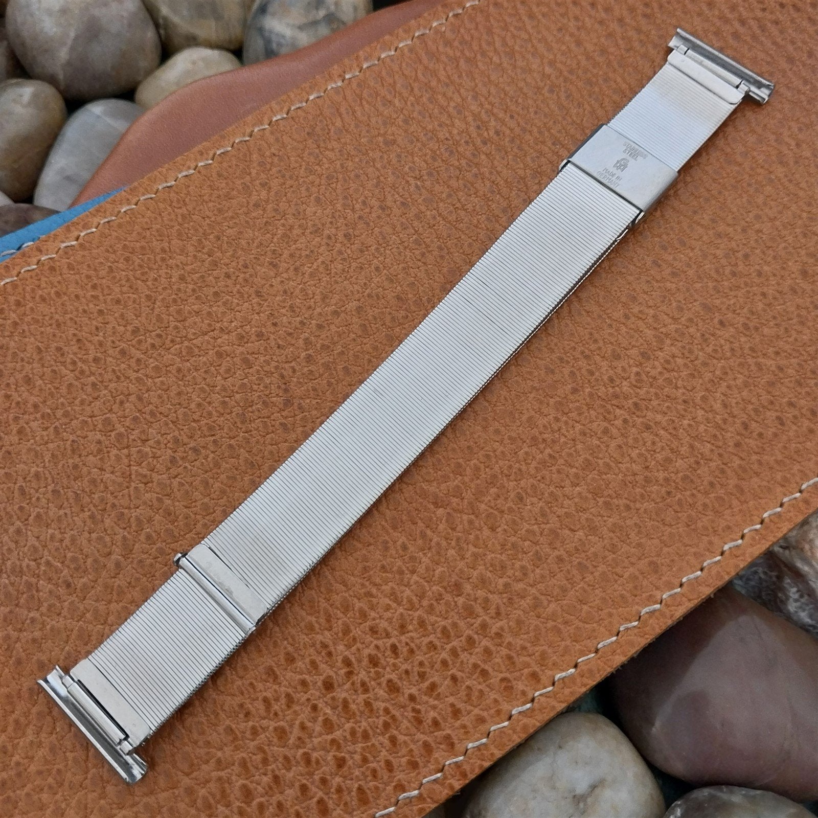 20mm 19mm Stainless Steel Classic Overlap Unused 1950s Vintage Watch Band