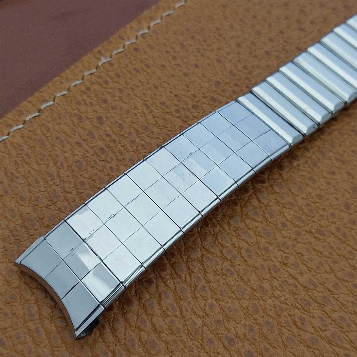 17.2mm 11/16" Kreisler USA Stainless Steel nos Unused 1960s Vintage Watch Band