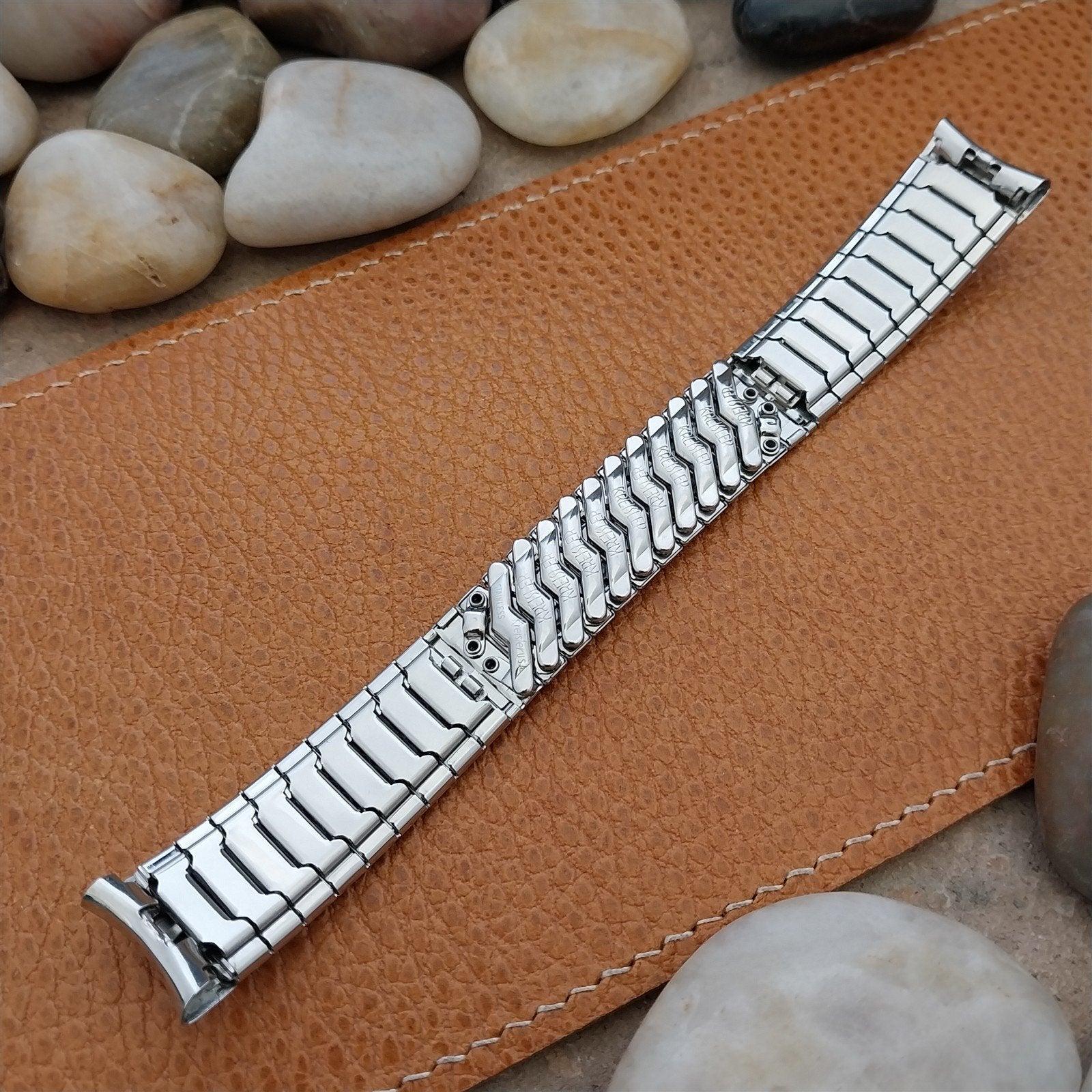 17.2mm 11/16" Kreisler USA Stainless Steel nos Unused 1960s Vintage Watch Band