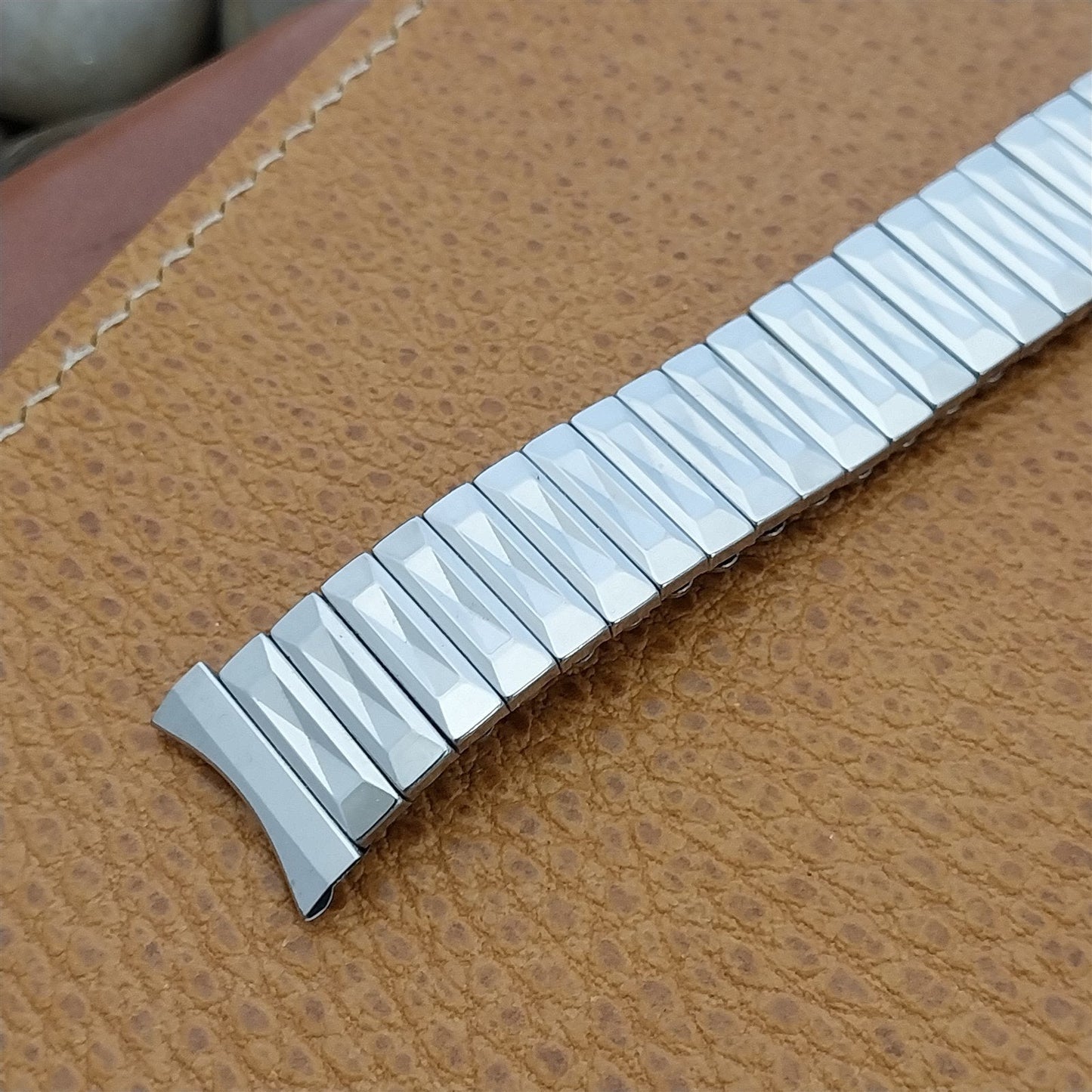 17.2mm Umat Stainless Steel nos Unused 1960s-1970s Vintage Watch Band