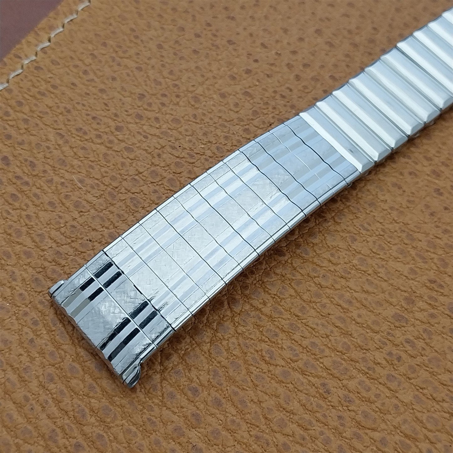 18mm 19mm Hadley Elgin Stainless Steel Expansion Unused 1960s-1970s Watch Band