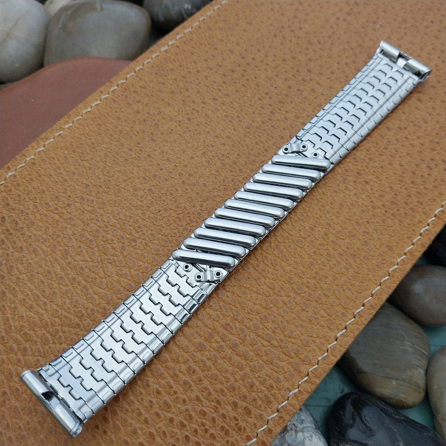 18mm 19mm Hadley Elgin Stainless Steel Expansion Unused 1960s-1970s Watch Band