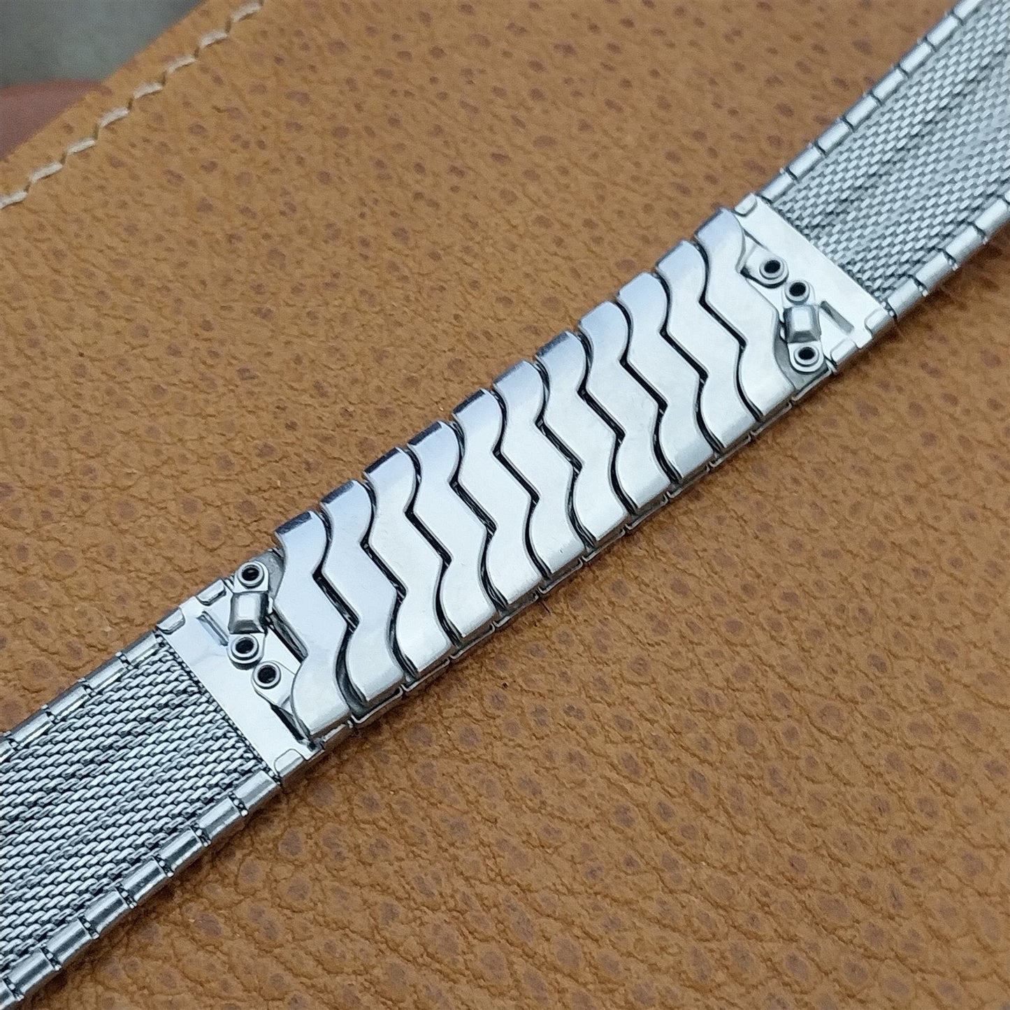 17.2mm Hadley Elgin Stainless Steel Expansion Unused 1960s Vintage Watch Band