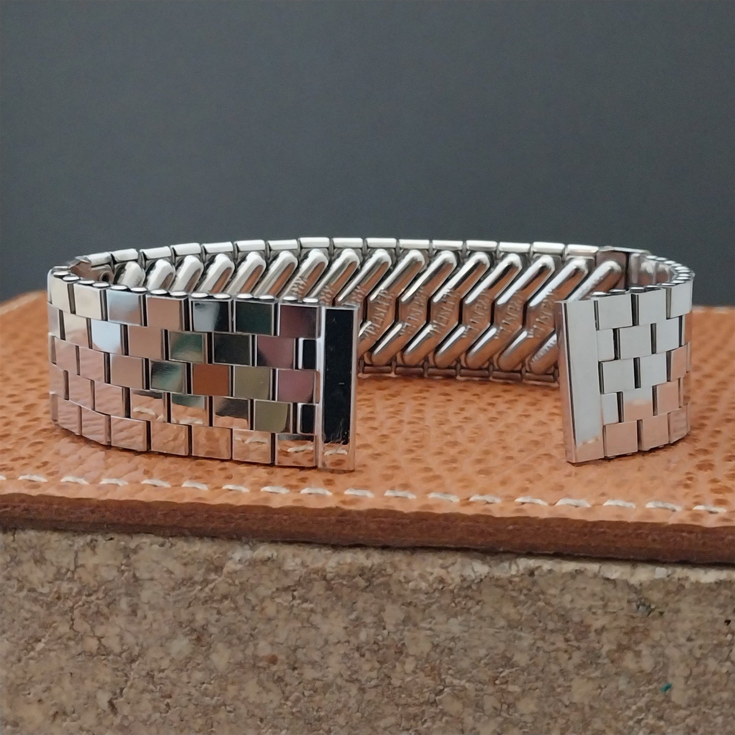 Vintage 5/8" Kreisler 10k White Gold-Fill Brick Link Classic 1950s Watch Band