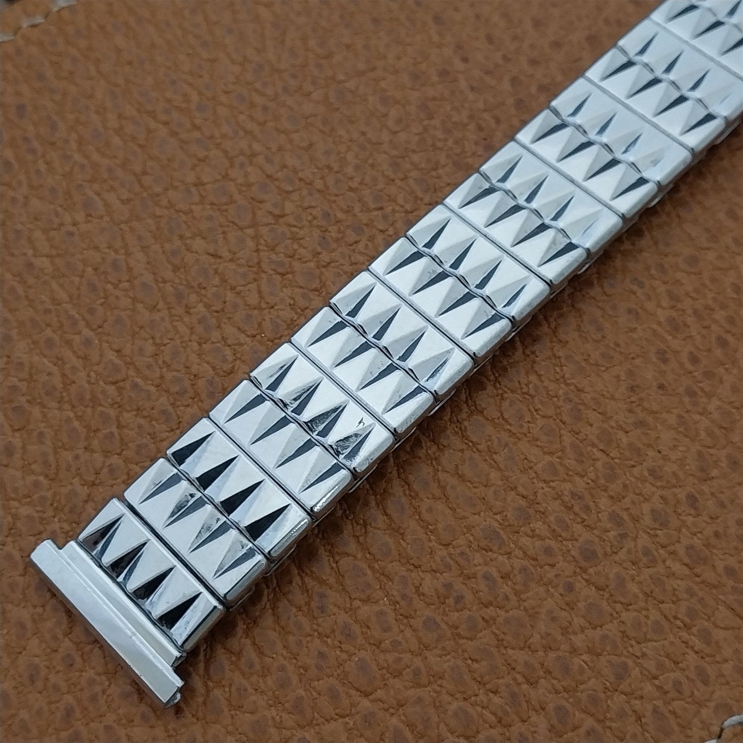 1957 10k White Gold-Filled Speidel Cross Fire Long Unused nos Vintage Watch Band