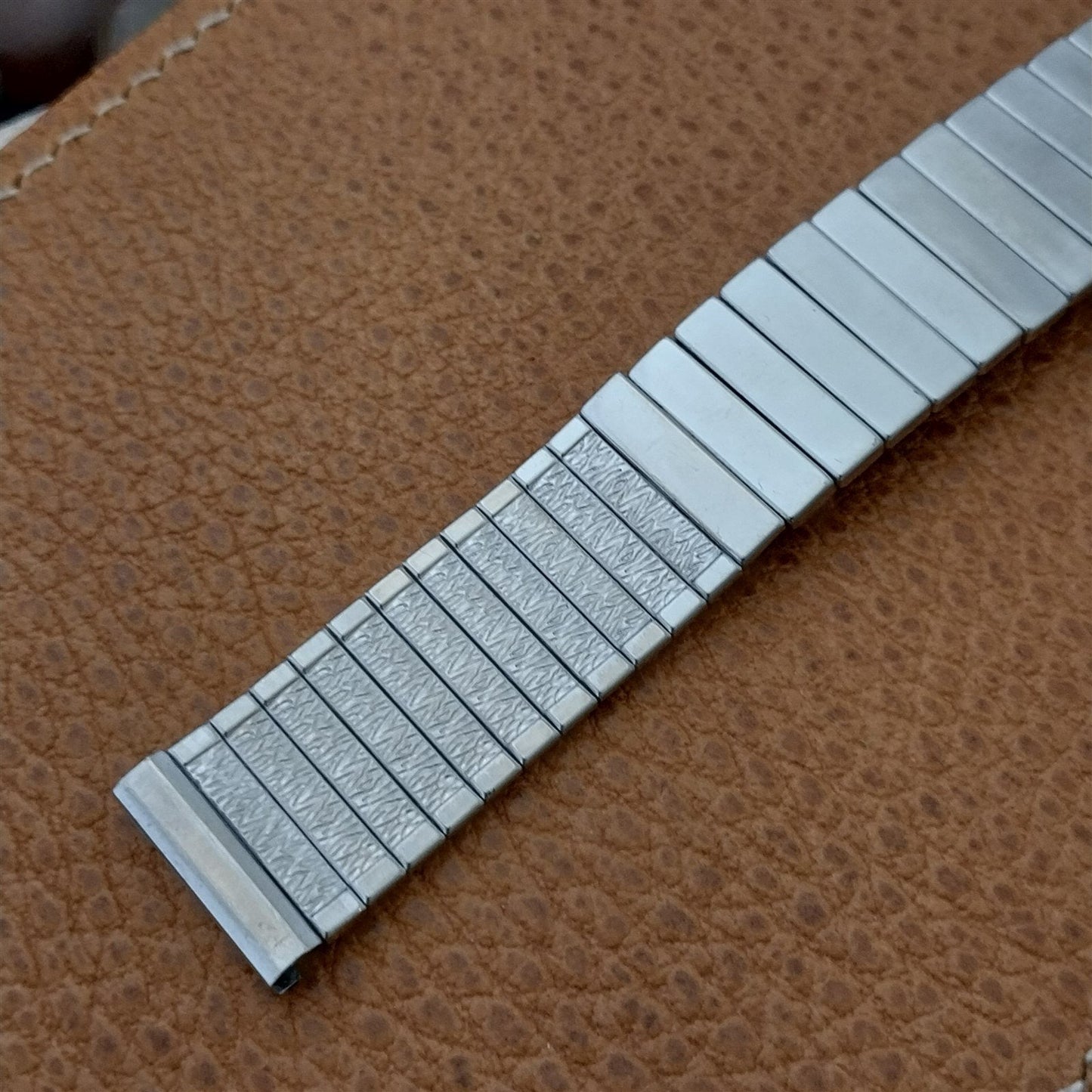 17.2mm 10k White Gold Filled Flex-Let nos 1950s Unused Vintage Watch Band