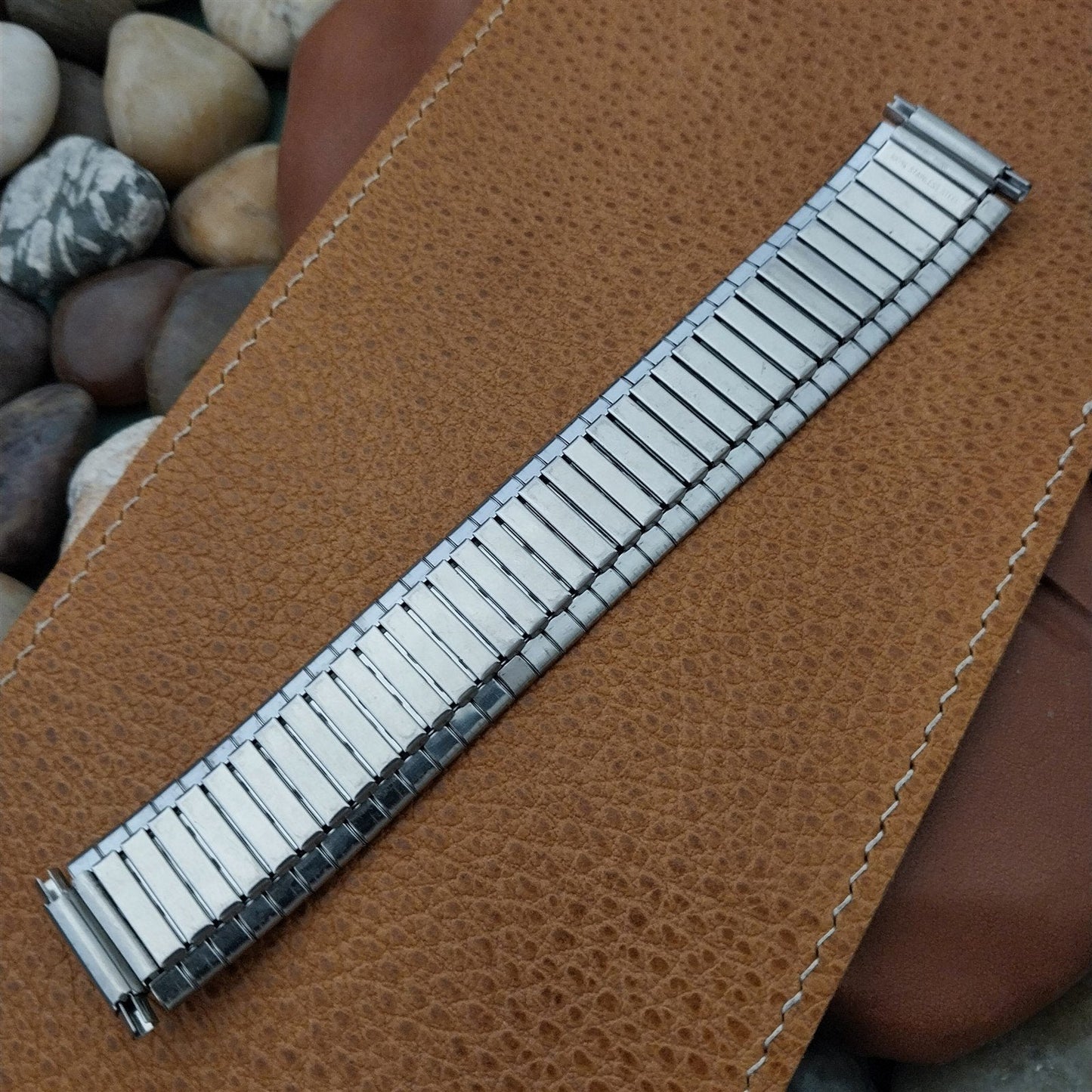 Unused Wide Stainless Steel Expansion 19mm 20mm 22mm nos Vintage Watch Band