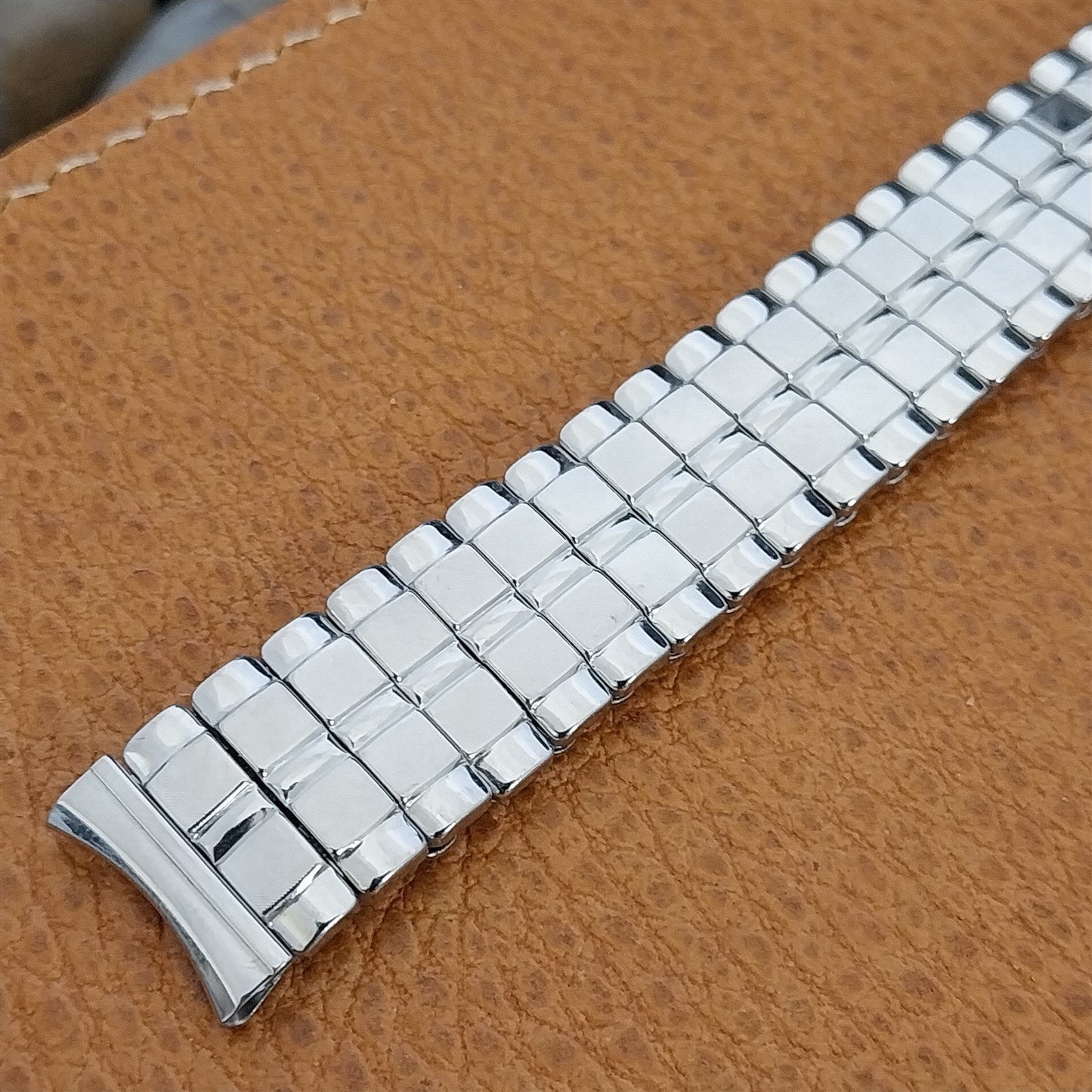 16mm JB Champion Canada Long Stainless Steel Expansion 1960s Vintage Watch Band
