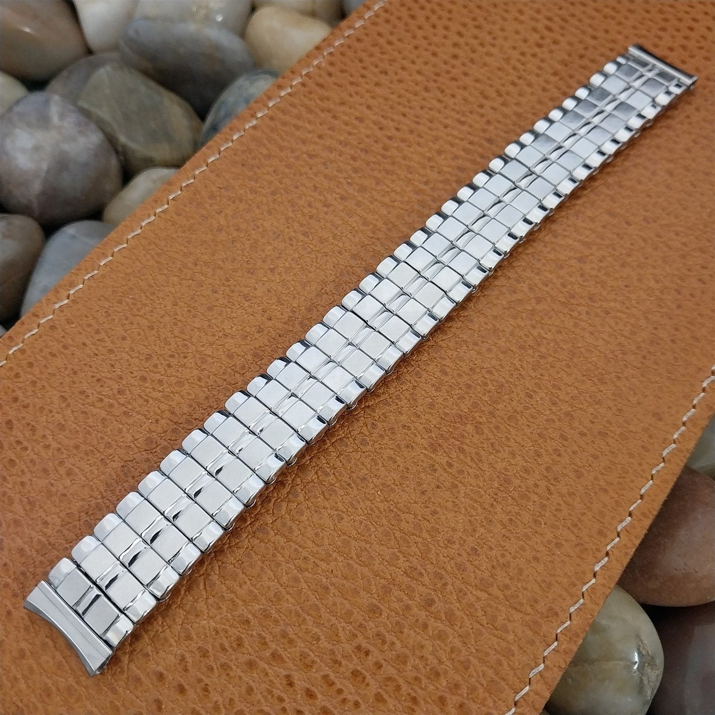 16mm JB Champion Canada Long Stainless Steel Expansion 1960s Vintage Watch Band