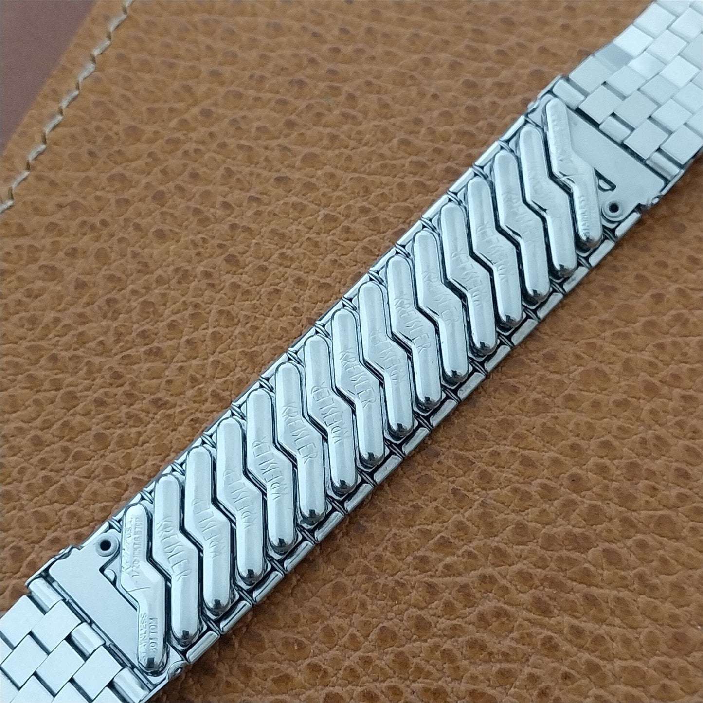 10k White Gold-Filled Kreisler 17.2mm Brick Link nos 1950s Vintage Watch Band