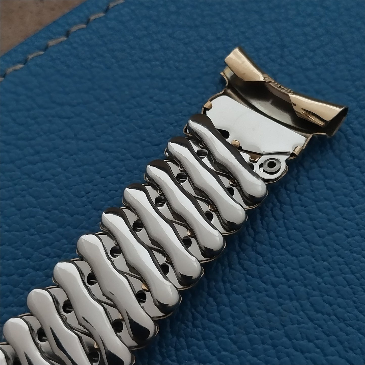 Bellavance short 10k Gold-Filled Expansion 1950s nos Vintage Watch Band