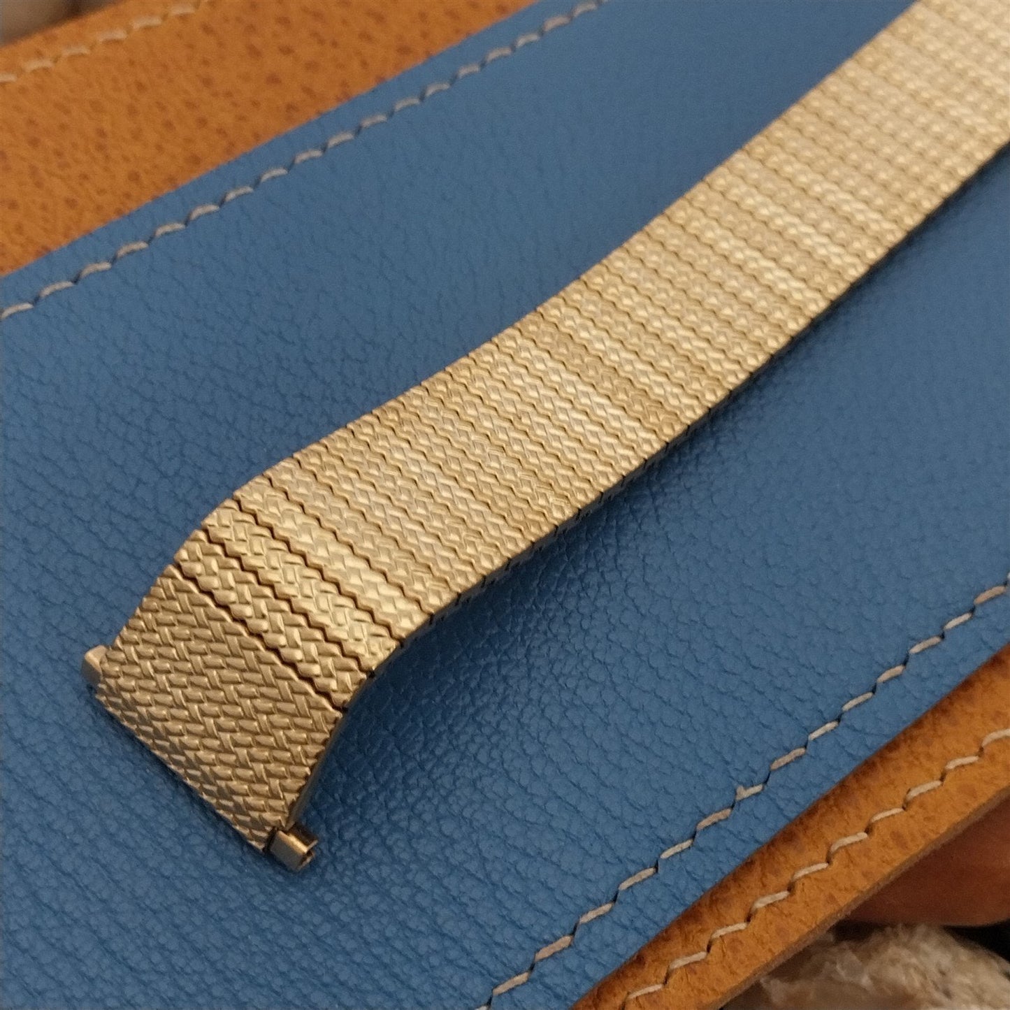 1970s Speidel Gold-Tone nos Flared Thinline Vintage Watch Band Speidel 18mm-22mm