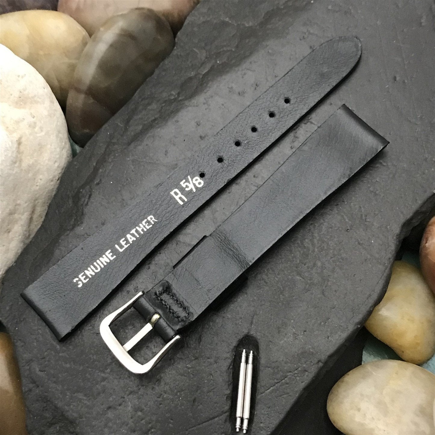 5/8" 16mm Tapered Black Leather Unused nos 1960s-1970s Vintage Watch Band