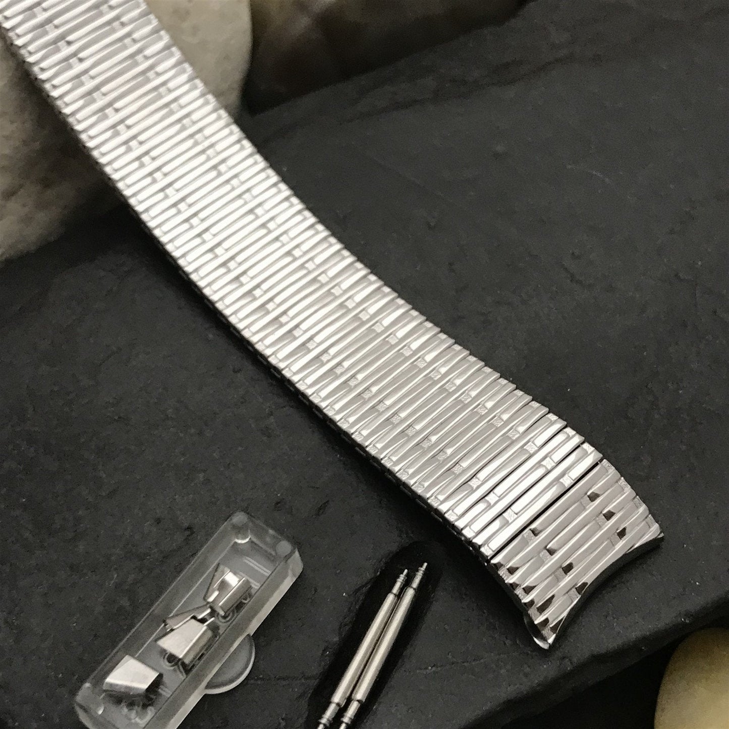 10K White Gold-Filled Classic Speidel Thinline Long 17.2mm Vintage Watch Band