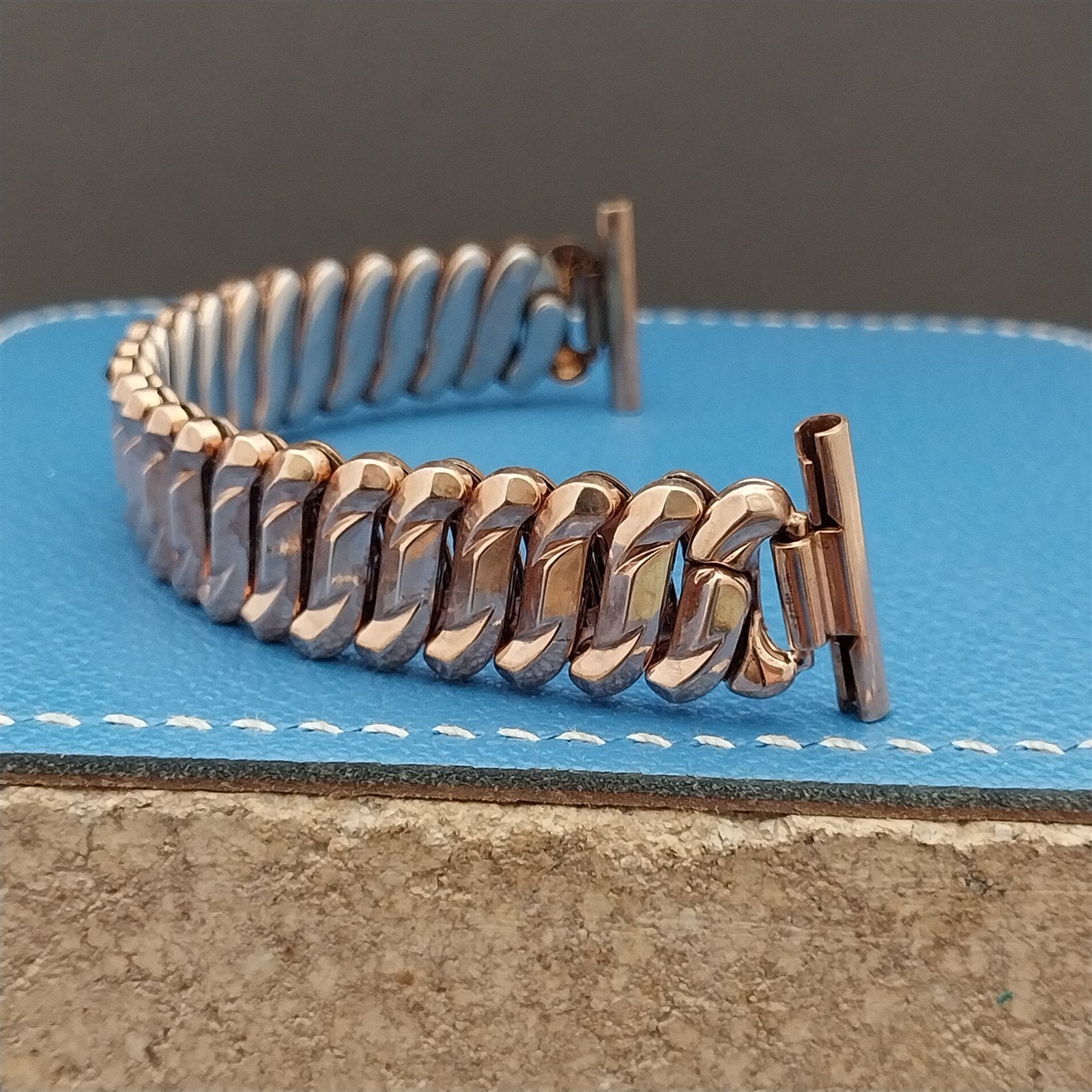 Vintage Rose Gold Filled Short Expansion Marvel Classic 1940s Unused Watch Band