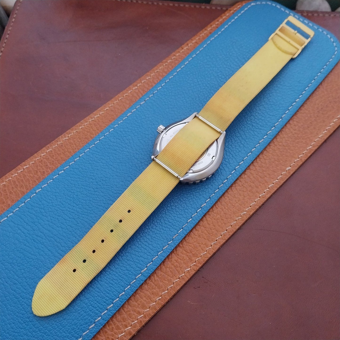 18mm John Weitz Nylon Classic Single Pass Unused 1990s Vintage Watch Strap