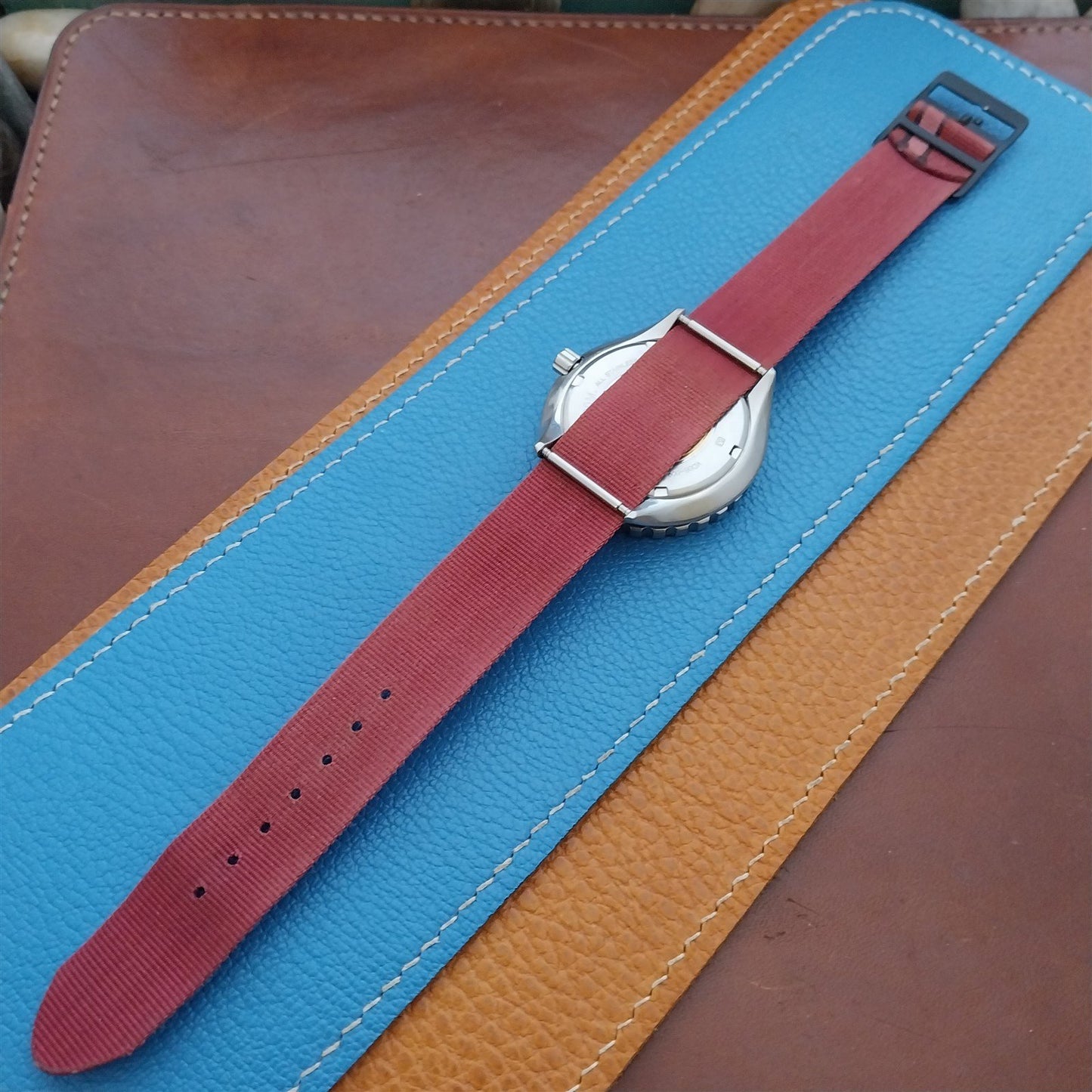 18mm John Weitz Nylon Classic Single Pass Unused 1990s Vintage Watch Strap